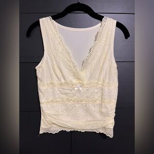 Yellow Lace V-Neck Sleeveless Blouse Tank Top Women’s Sz M NWOT